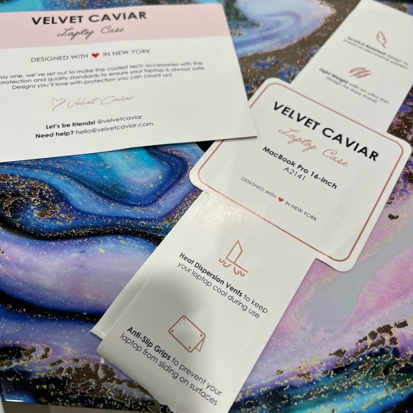 Velvet Caviar Galaxy Glitter Marble MacBook Case 2.0 NEW - Picture 9 of 11